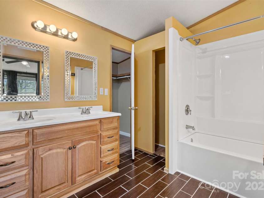 279 Henry McCall Road, Marion, NC 28752.  MLS# CAR4242647, YatesRealty ID 8202. 