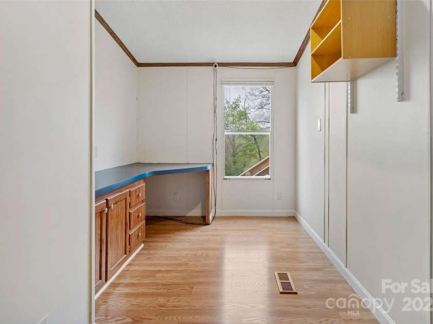 279 Henry McCall Road, Marion, NC 28752.  MLS# CAR4242647, YatesRealty ID 8202. 