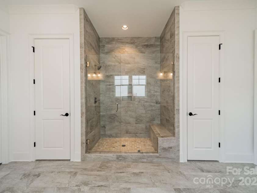 139 Little Indian Loop, Mooresville, NC 28117.  MLS# CAR4244066, YatesRealty ID 8204. Primary Shower