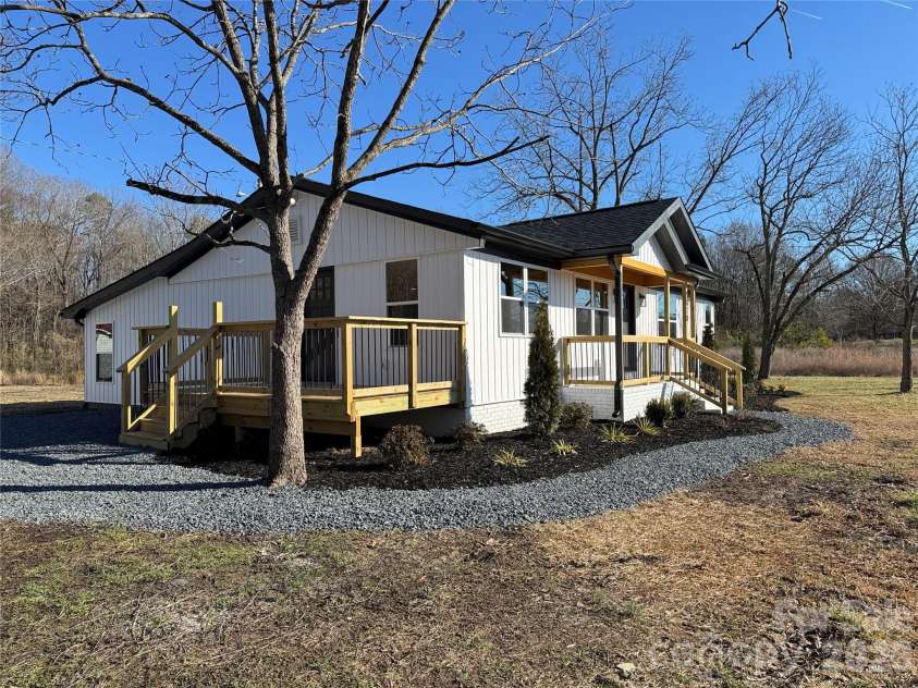 5916 Griffith Road, Monroe, NC 28112.  MLS# CAR4346922, YatesRealty ID 8204. 