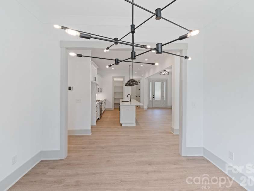 1529 Beckwith Place, Charlotte, NC 28205.  MLS# CAR4345978, YatesRealty ID 8205. 