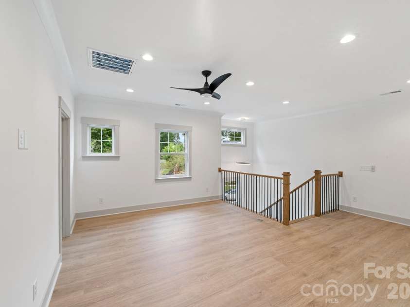 1529 Beckwith Place, Charlotte, NC 28205.  MLS# CAR4345978, YatesRealty ID 8205. 