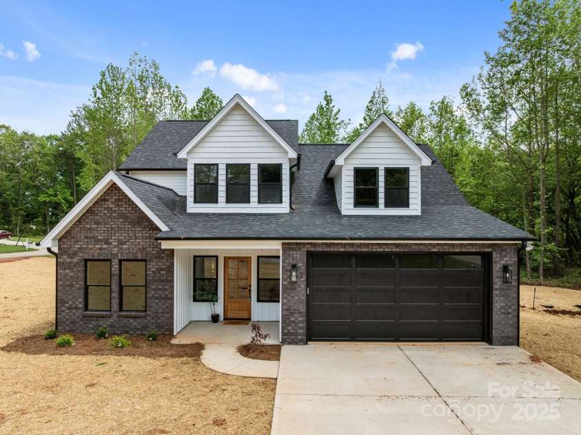 1176 Greenheather Drive, Salisbury, NC 28147.  MLS# CAR4250947, YatesRealty ID 8206. 