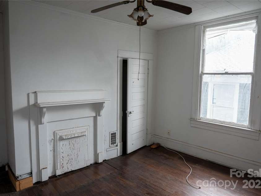 229 Marion Street, Rock Hill, SC 29730.  MLS# CAR4285917, YatesRealty ID 8206. 