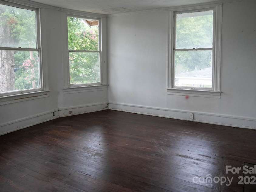 229 Marion Street, Rock Hill, SC 29730.  MLS# CAR4285917, YatesRealty ID 8206. 
