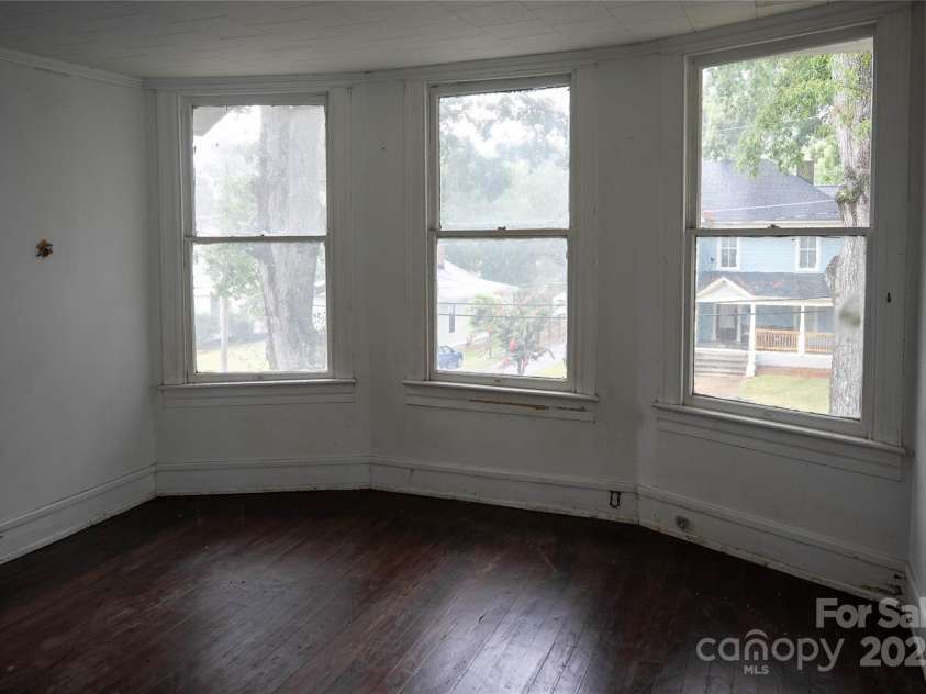 229 Marion Street, Rock Hill, SC 29730.  MLS# CAR4285917, YatesRealty ID 8206. 
