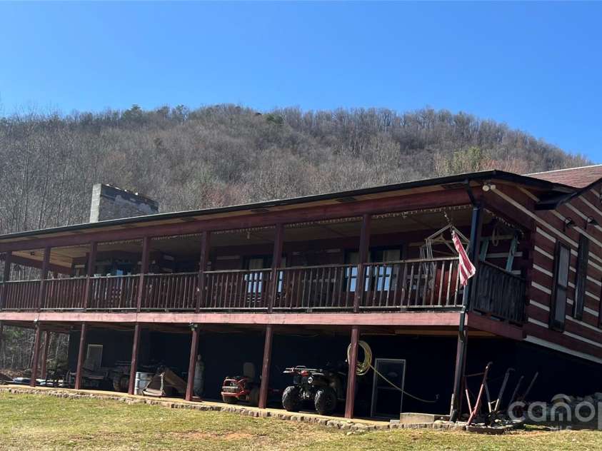 7355 J Warren Lane, Lenoir, NC 28645.  MLS# CAR4193591, YatesRealty ID 8207. 