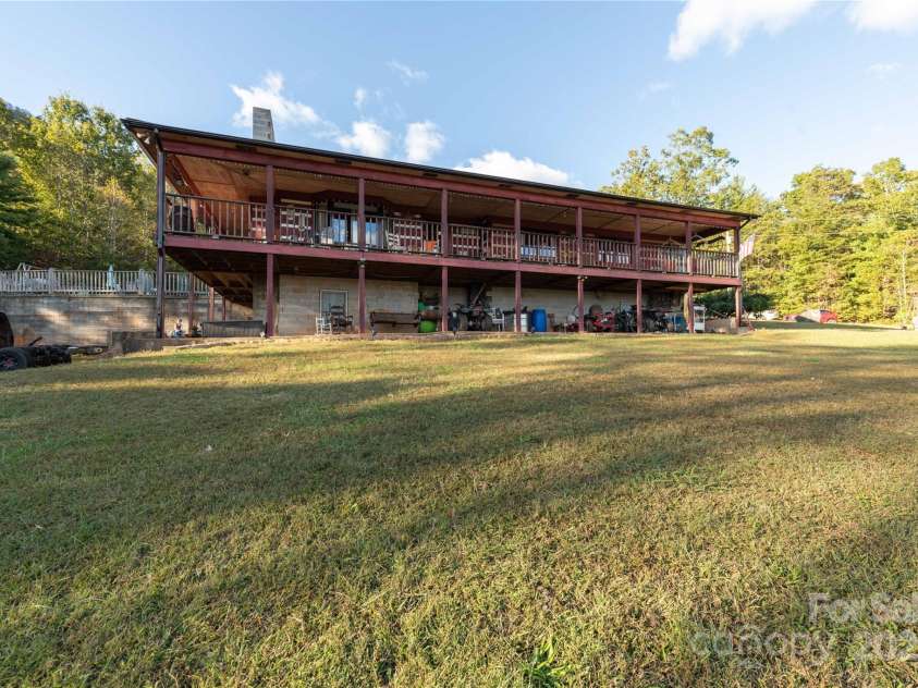 7355 J Warren Lane, Lenoir, NC 28645.  MLS# CAR4193591, YatesRealty ID 8207. 