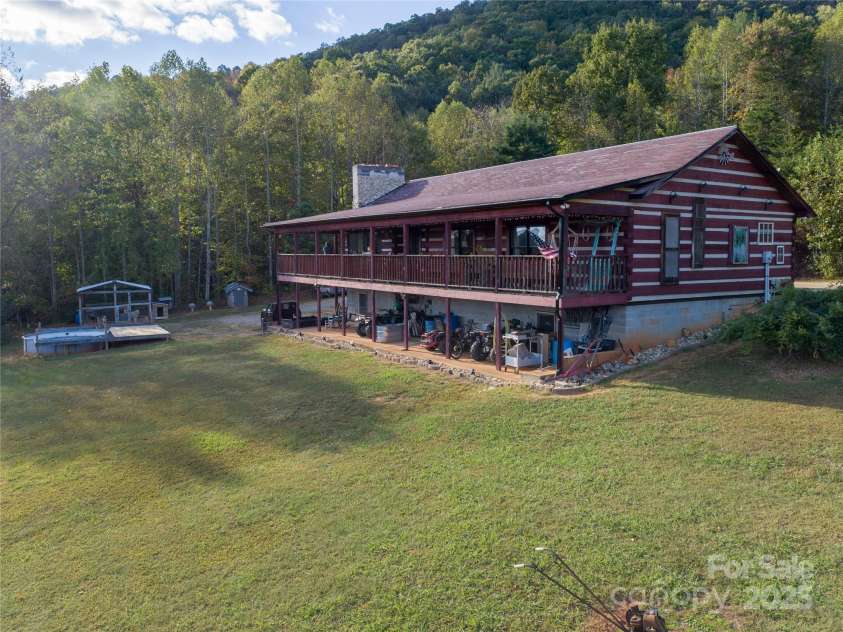 7355 J Warren Lane, Lenoir, NC 28645.  MLS# CAR4193591, YatesRealty ID 8207. 