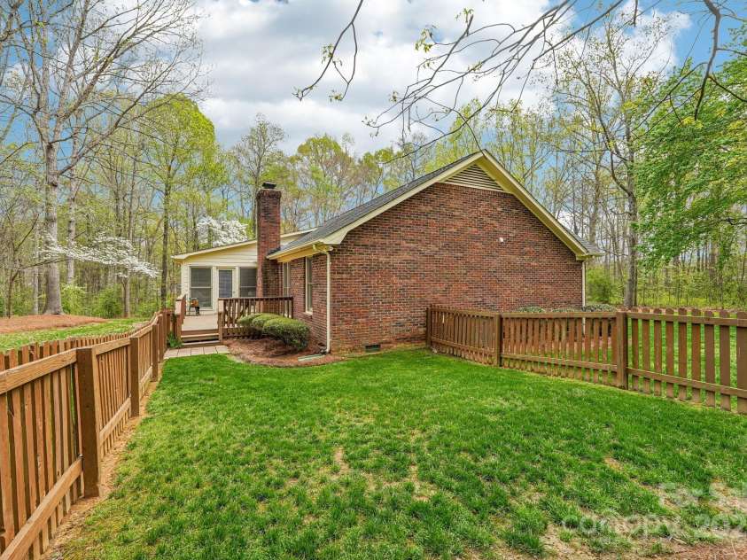406 Brief Road, Indian Trail, NC 28079.  MLS# CAR4219626, YatesRealty ID 8208. 