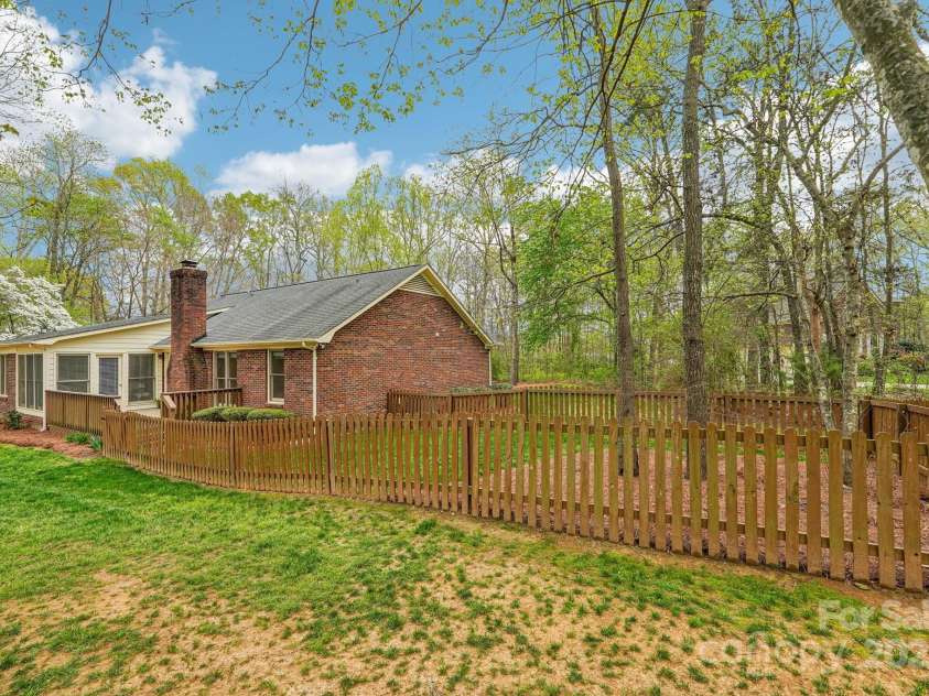 406 Brief Road, Indian Trail, NC 28079.  MLS# CAR4219626, YatesRealty ID 8208. 