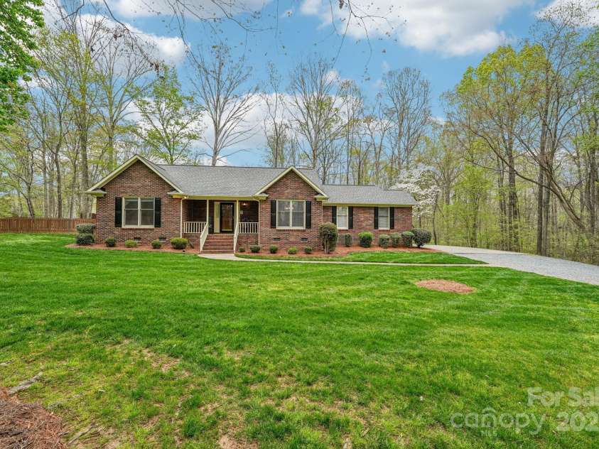 406 Brief Road, Indian Trail, NC 28079.  MLS# CAR4219626, YatesRealty ID 8208. 