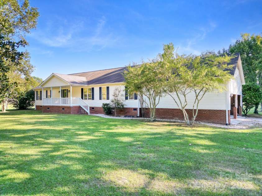 2716 Camp Creek Road, Lancaster, SC 29720.  MLS# CAR4301902, YatesRealty ID 821. 