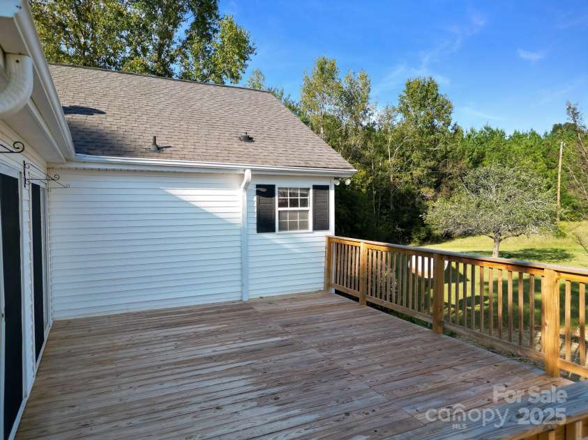 2716 Camp Creek Road, Lancaster, SC 29720.  MLS# CAR4301902, YatesRealty ID 821. 