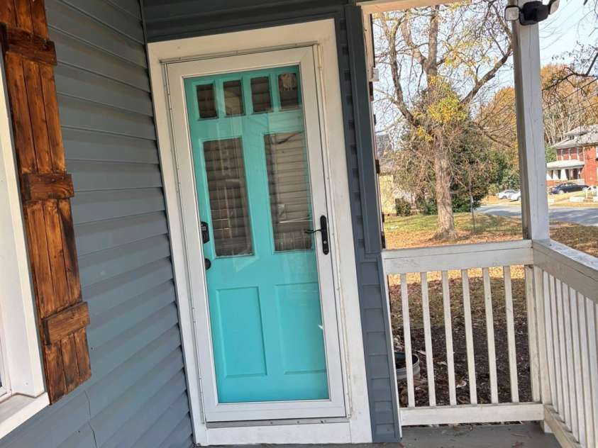 827 Horah Street, Salisbury, NC 28144.  MLS# CAR4324613, YatesRealty ID 821. 