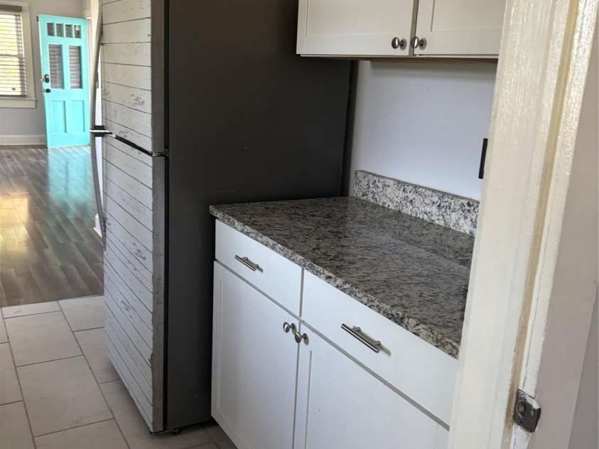 827 Horah Street, Salisbury, NC 28144.  MLS# CAR4324613, YatesRealty ID 821. 