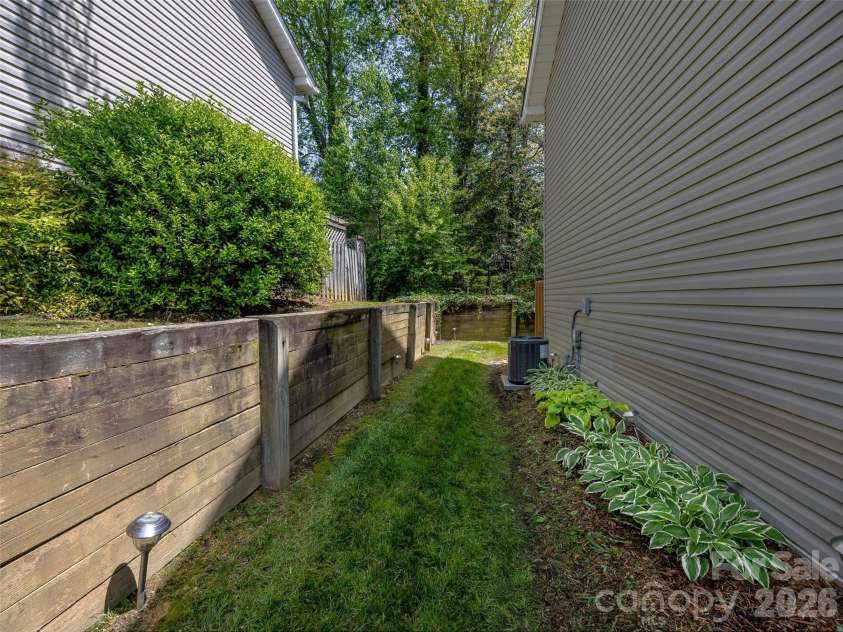 155 Wiltshire Circle, Fletcher, NC 28732.  MLS# CAR4358494, YatesRealty ID 8211. 