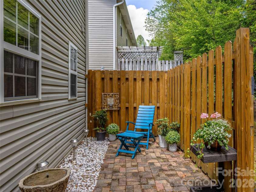 155 Wiltshire Circle, Fletcher, NC 28732.  MLS# CAR4358494, YatesRealty ID 8211. 