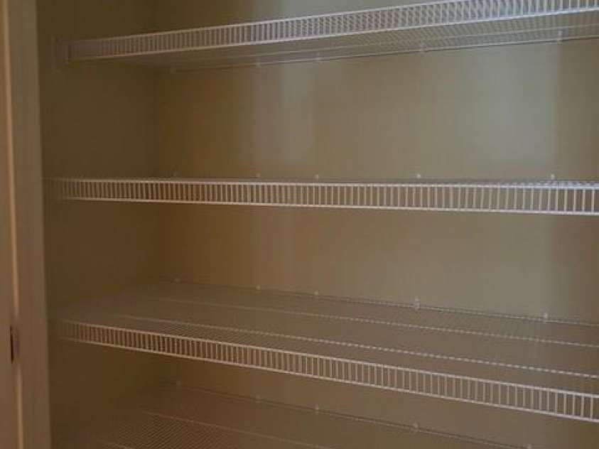 127 Victoria Park Drive, Shelby, NC 28150.  MLS# CAR4294152, YatesRealty ID 8212. PANTRY