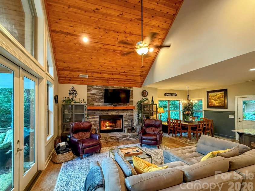 297 Paradise Point, Lake Lure, NC 28746.  MLS# CAR4361894, YatesRealty ID 8212. 