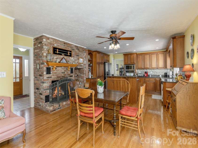 71 Fairway Drive, Etowah, NC 28729.  MLS# CAR4356694, YatesRealty ID 8213. 