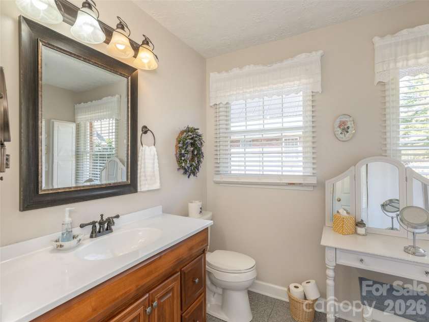 71 Fairway Drive, Etowah, NC 28729.  MLS# CAR4356694, YatesRealty ID 8213. 