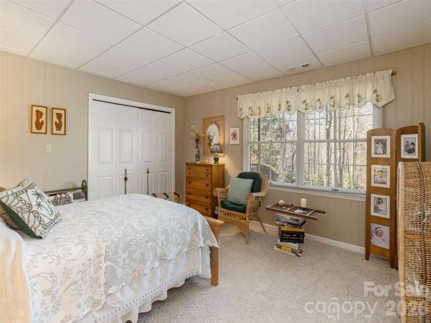 71 Fairway Drive, Etowah, NC 28729.  MLS# CAR4356694, YatesRealty ID 8213. 