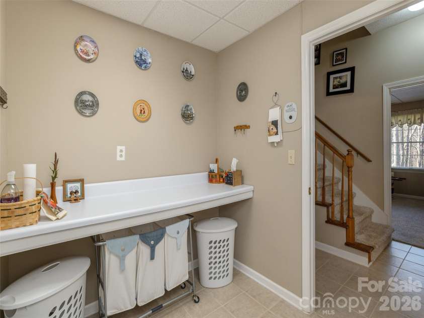 71 Fairway Drive, Etowah, NC 28729.  MLS# CAR4356694, YatesRealty ID 8213. 