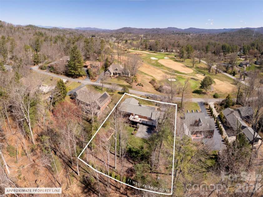 71 Fairway Drive, Etowah, NC 28729.  MLS# CAR4356694, YatesRealty ID 8213. 