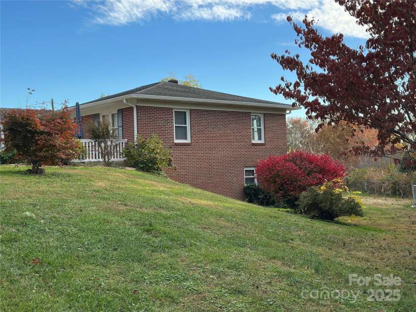 2945 Freezer Locker Road, Hudson, NC 28638.  MLS# CAR4319383, YatesRealty ID 8216. 