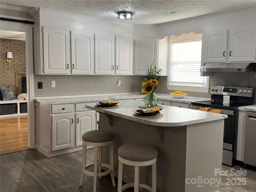 2945 Freezer Locker Road, Hudson, NC 28638.  MLS# CAR4319383, YatesRealty ID 8216. 