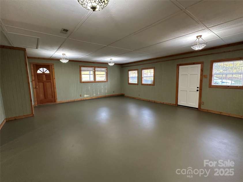2945 Freezer Locker Road, Hudson, NC 28638.  MLS# CAR4319383, YatesRealty ID 8216. 