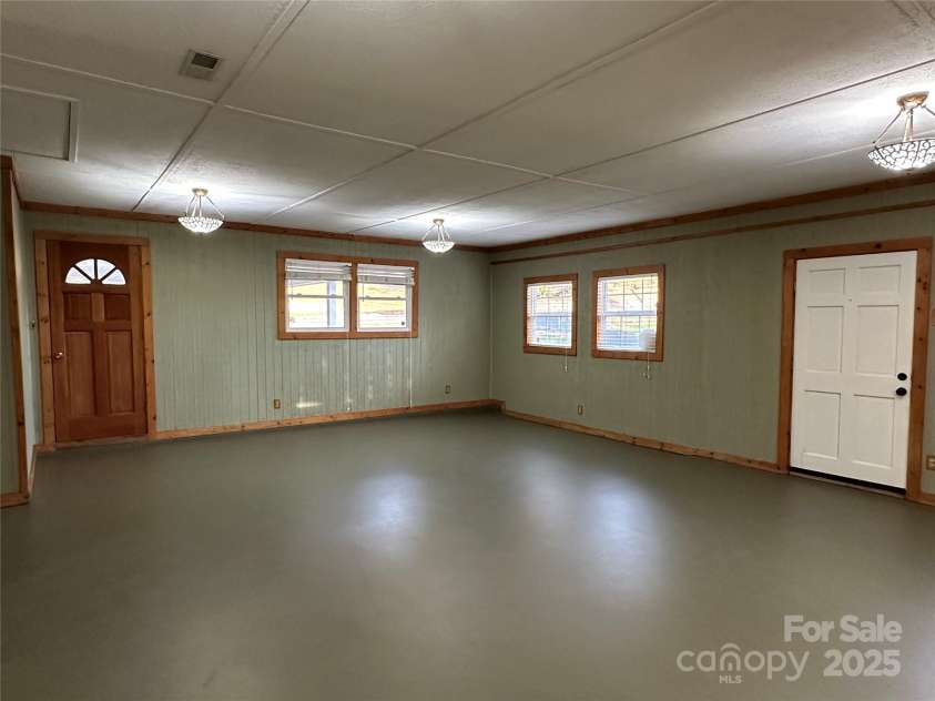 2945 Freezer Locker Road, Hudson, NC 28638.  MLS# CAR4319383, YatesRealty ID 8216. 