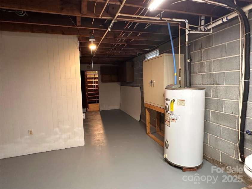 2945 Freezer Locker Road, Hudson, NC 28638.  MLS# CAR4319383, YatesRealty ID 8216. 
