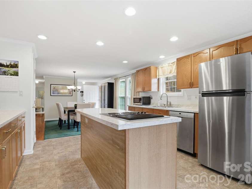 105 Mountain Aire Drive, Stony Point, NC 28678.  MLS# CAR4336468, YatesRealty ID 8217. 