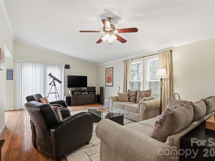 105 Mountain Aire Drive, Stony Point, NC 28678.  MLS# CAR4336468, YatesRealty ID 8217. 