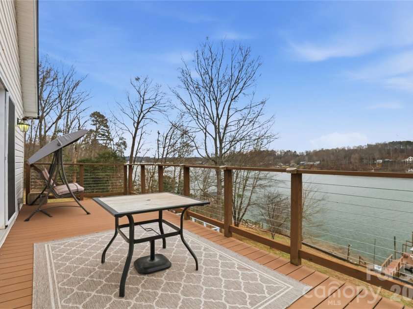 105 Mountain Aire Drive, Stony Point, NC 28678.  MLS# CAR4336468, YatesRealty ID 8217. 