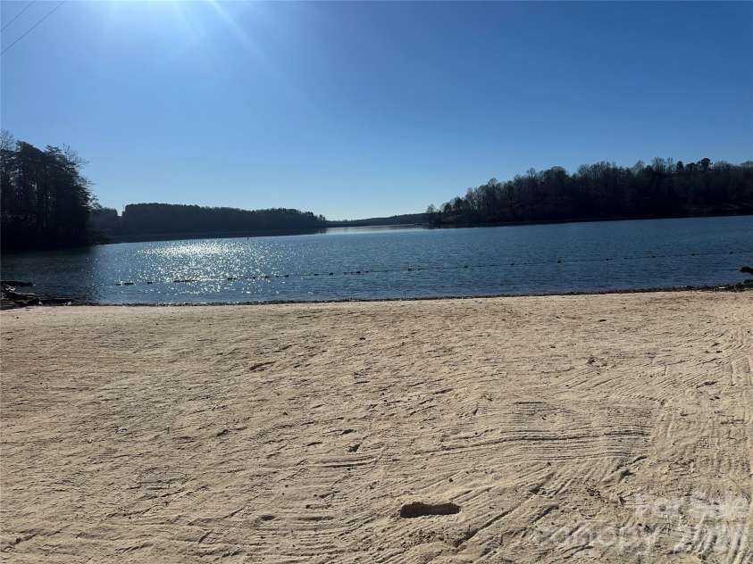 105 Mountain Aire Drive, Stony Point, NC 28678.  MLS# CAR4336468, YatesRealty ID 8217. 