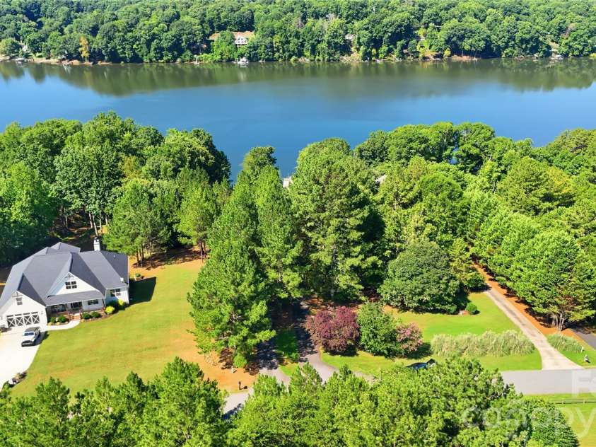 105 Mountain Aire Drive, Stony Point, NC 28678.  MLS# CAR4336468, YatesRealty ID 8217. 