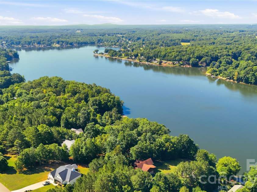 105 Mountain Aire Drive, Stony Point, NC 28678.  MLS# CAR4336468, YatesRealty ID 8217. 
