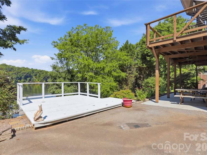 105 Mountain Aire Drive, Stony Point, NC 28678.  MLS# CAR4336468, YatesRealty ID 8217. 
