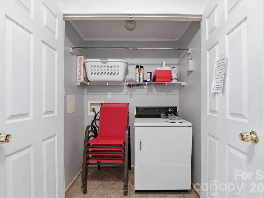 105 Mountain Aire Drive, Stony Point, NC 28678.  MLS# CAR4336468, YatesRealty ID 8217. Main level laundry