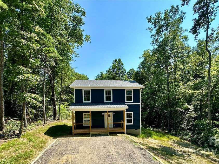 200 Cascade Ridge Road, Fairview, NC 28730.  MLS# CAR4171473, YatesRealty ID 8217. 