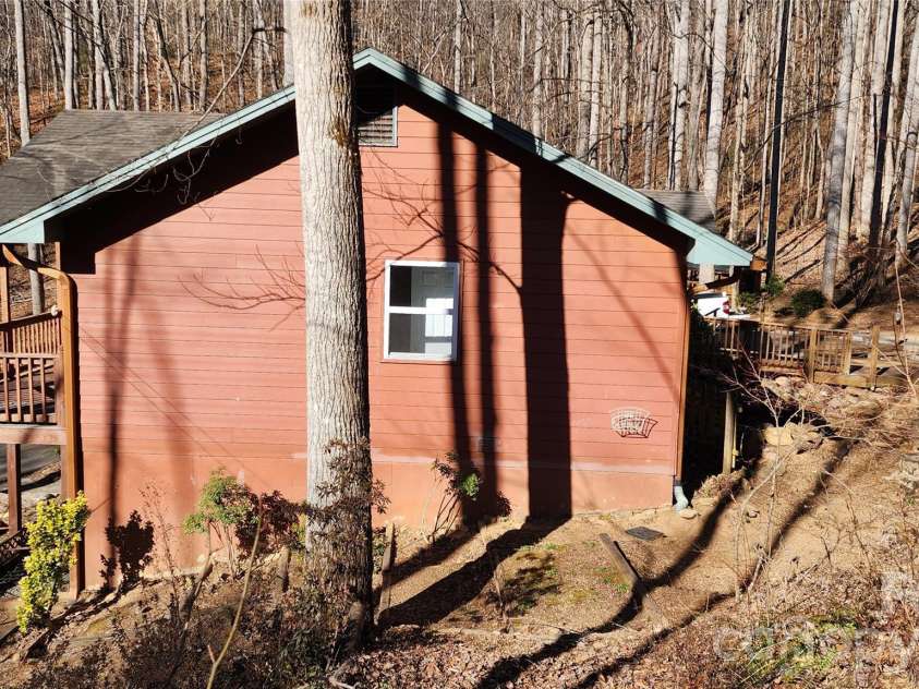 115 Old Camptown Drive, Hayesville, NC 28904.  MLS# CAR4337548, YatesRealty ID 8218. Right Side Elevation