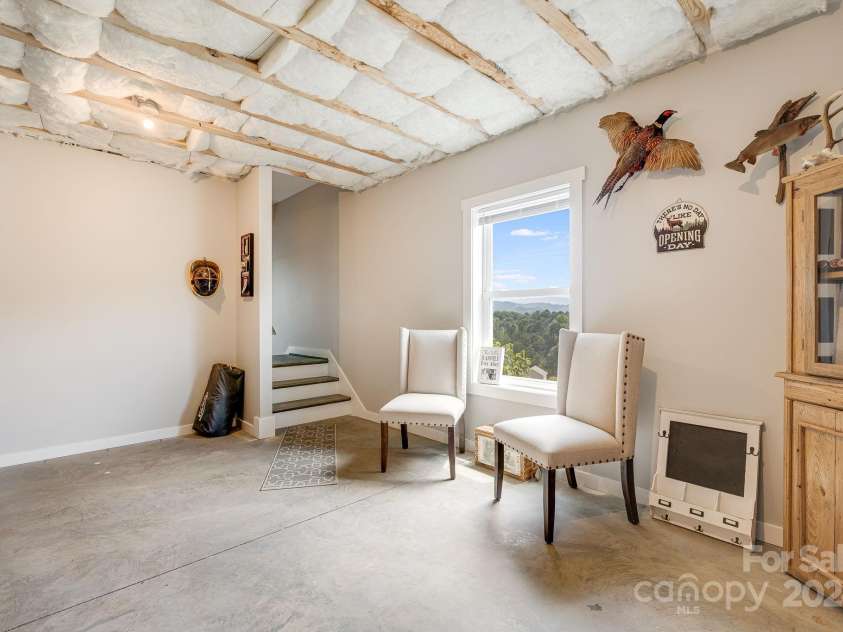 121 Sunrise Drive, Mars Hill, NC 28754.  MLS# CAR4161468, YatesRealty ID 8218. 