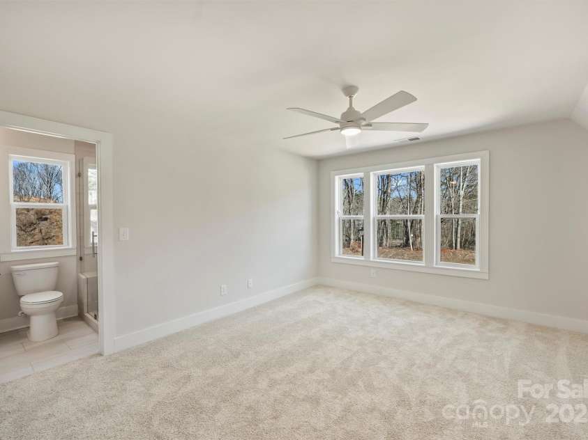 2621 Ritz Lane, Matthews, NC 28105.  MLS# CAR4186765, YatesRealty ID 822. 