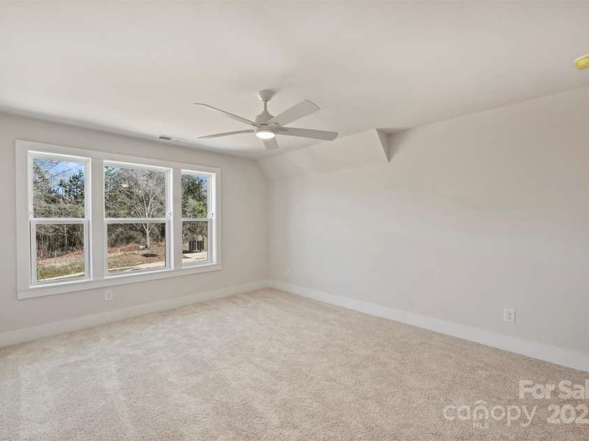 2621 Ritz Lane, Matthews, NC 28105.  MLS# CAR4186765, YatesRealty ID 822. 