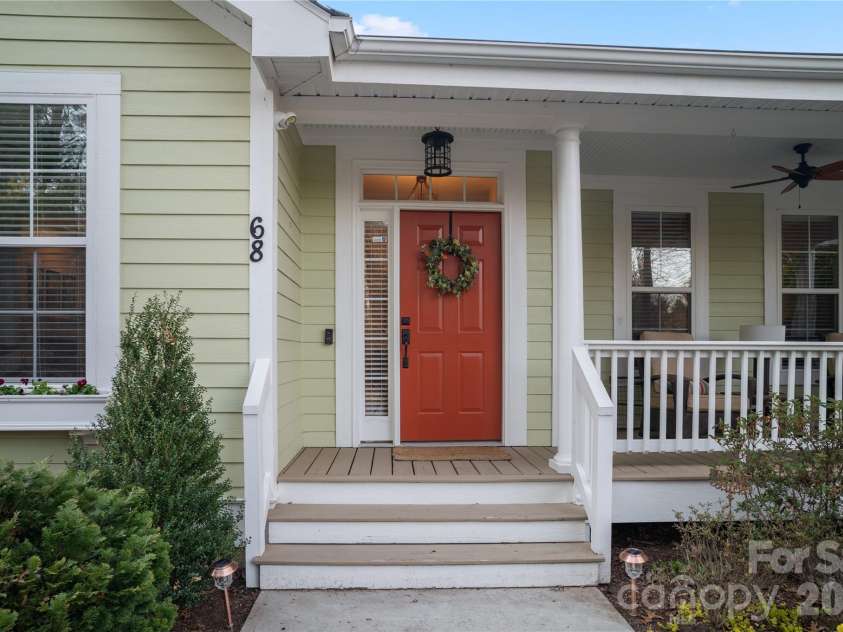 68 Inglenook Lane, Flat Rock, NC 28731.  MLS# CAR4361186, YatesRealty ID 8220. 