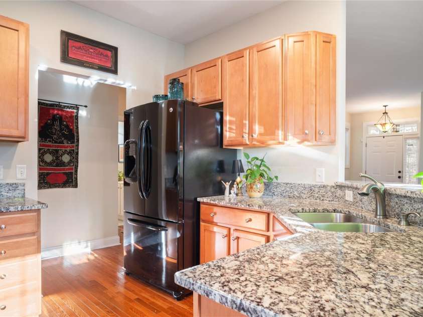 68 Inglenook Lane, Flat Rock, NC 28731.  MLS# CAR4361186, YatesRealty ID 8220. 