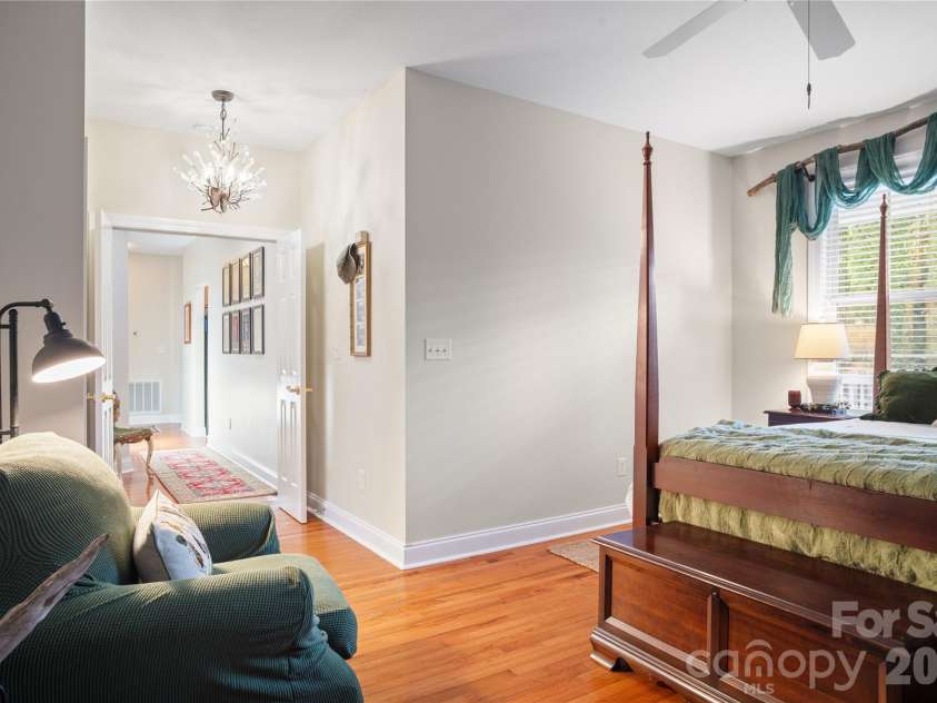 68 Inglenook Lane, Flat Rock, NC 28731.  MLS# CAR4361186, YatesRealty ID 8220. 